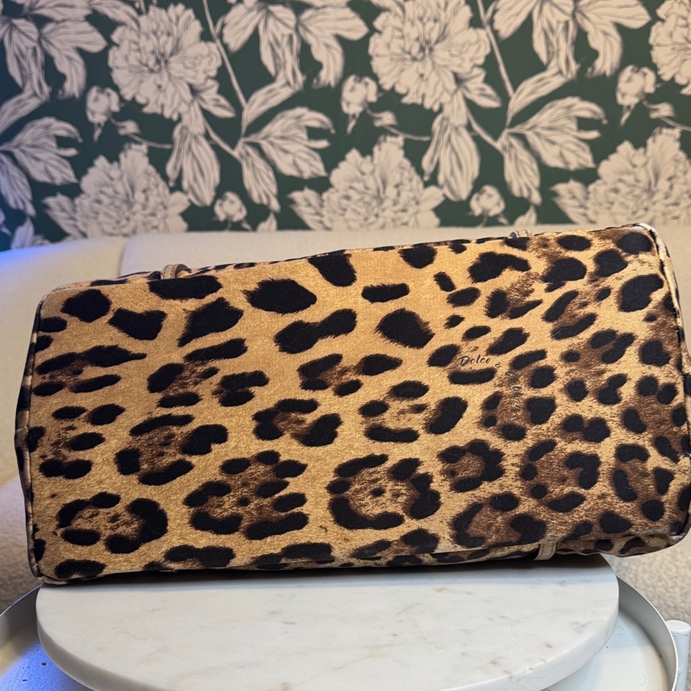 Dolce & Gabbana Leopard Print Tote in Brown and Black with Gold Trim - Picture 9 of 14